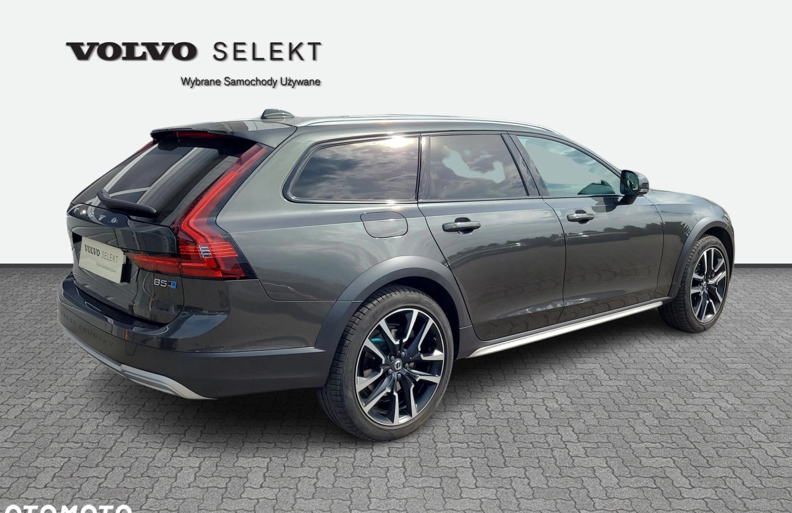 Volvo V90 Cross Country cena 232000 przebieg: 50000, rok produkcji 2020 z Sulechów małe 704